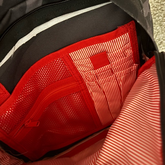 Herschel Supply Company Gray Camo Backpack - Picture 4 of 4